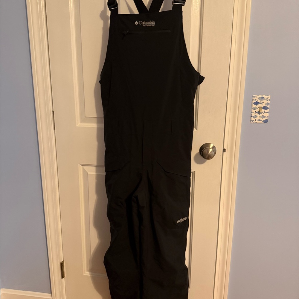 Columbia Black Insulated Snow Bib